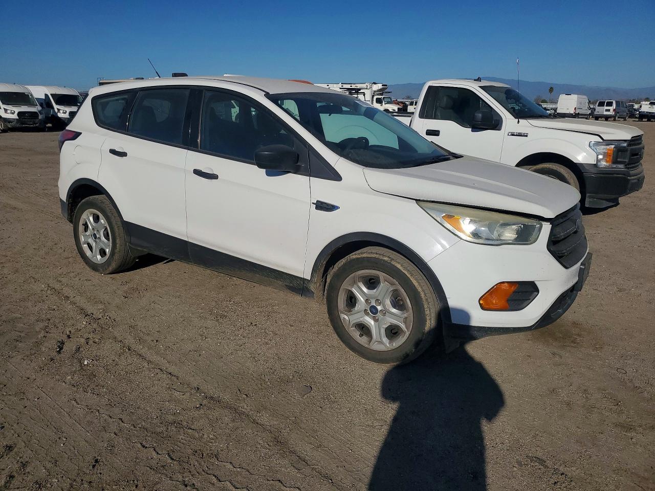 2017 Ford Escape S - Image 4