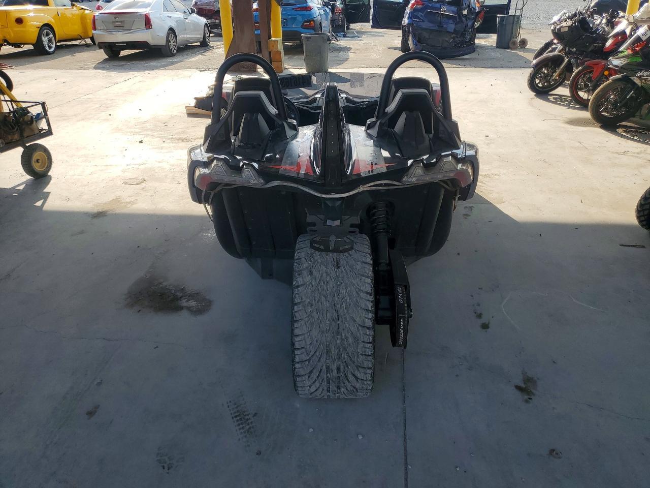 2023 Pols Slingshot - Фото 6