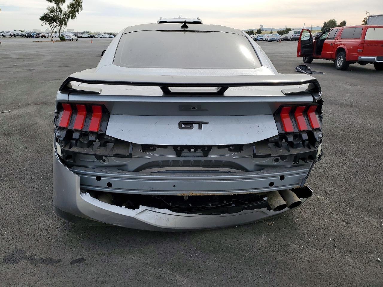 2025 Ford Mustang Gt - Image 6