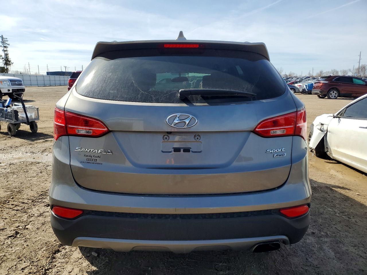 2016 Hyundai Santa Fe Sport 2.4L - Фото 6