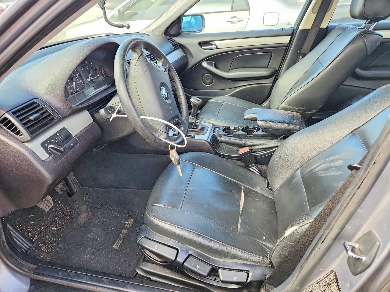 2004 BMW 325 Xi - Image 7
