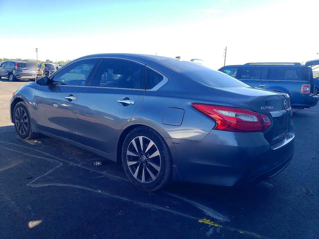 2017 Nissan Altima 2.5 Sv - Фото 2