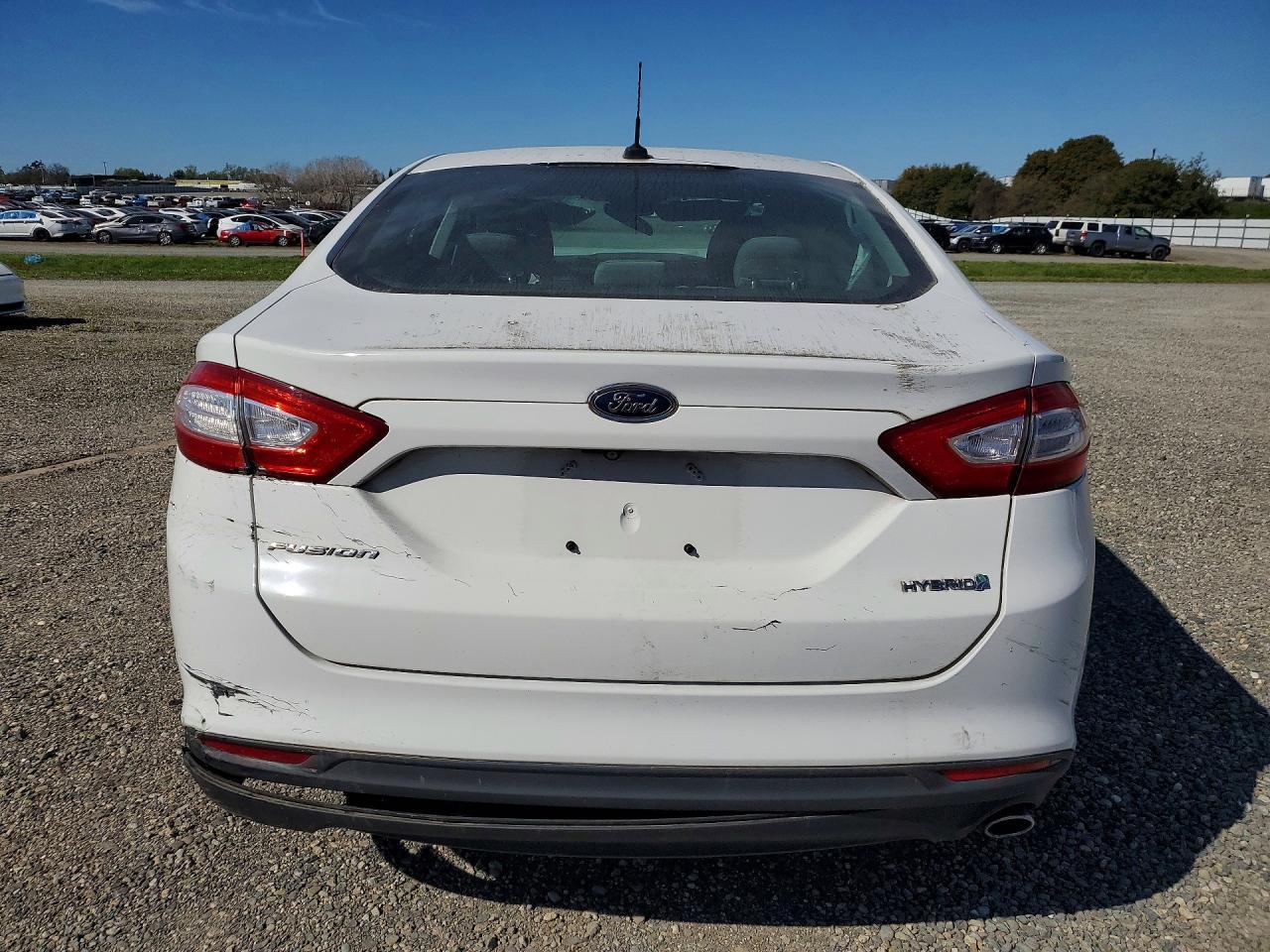 2016 Ford Fusion S Hybrid - Image 6