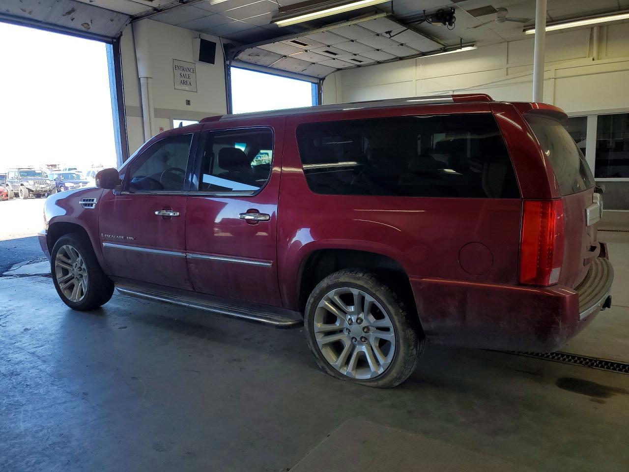 2008 Cadillac Escalade Esv - Image 2