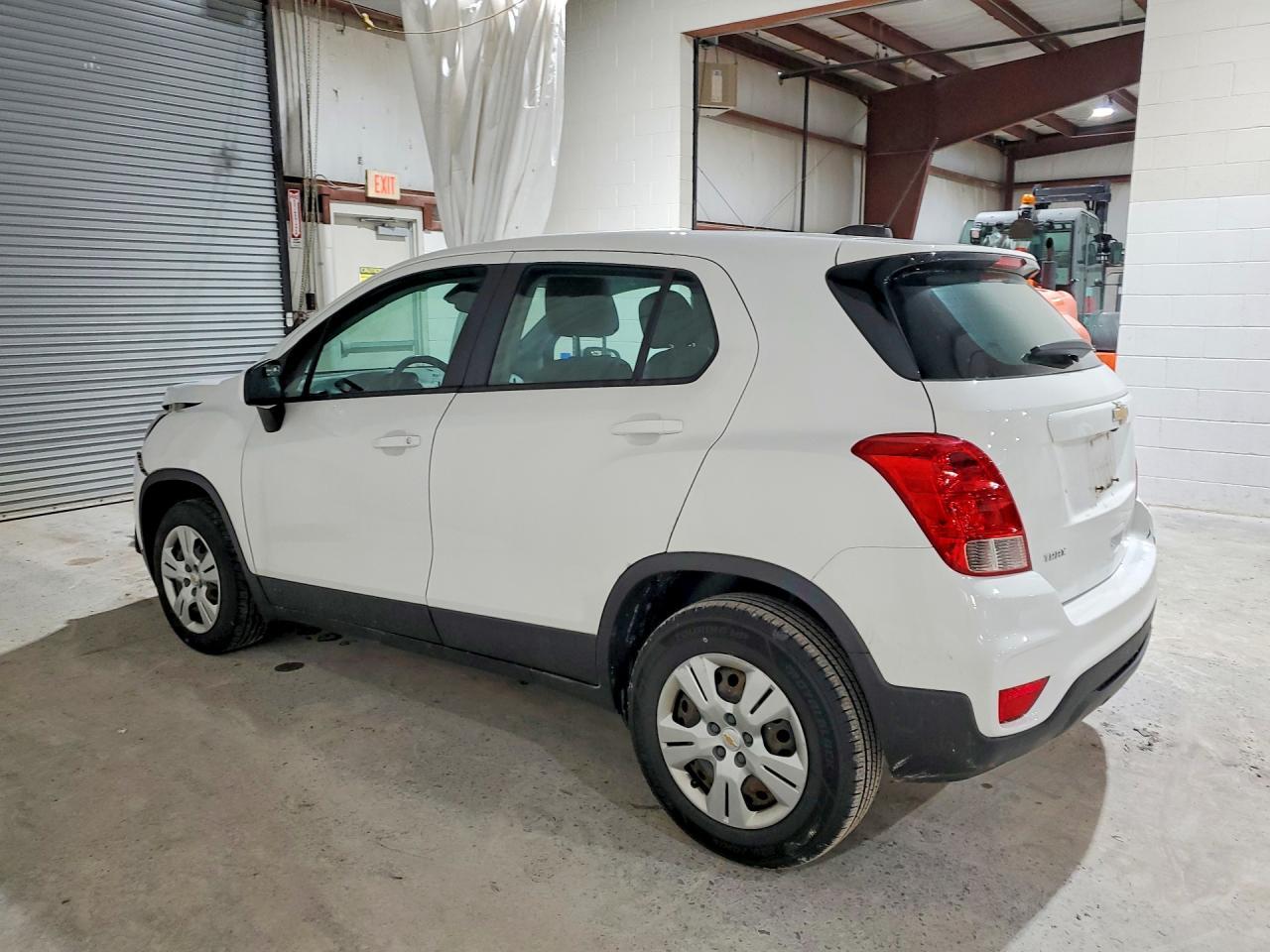 2018 Chevrolet Trax Ls - Фото 2
