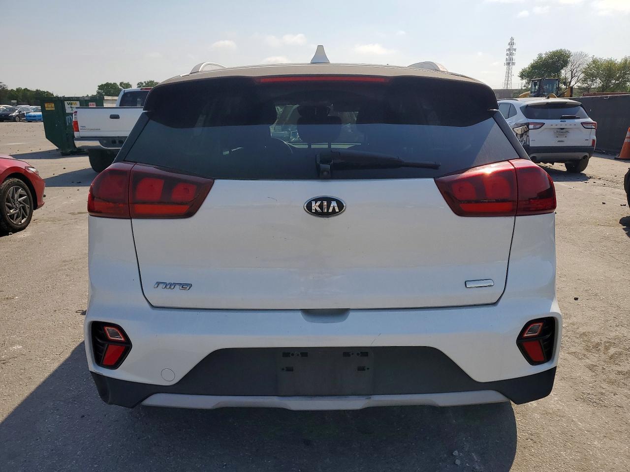 2021 Kia Niro Lxs - Фото 6