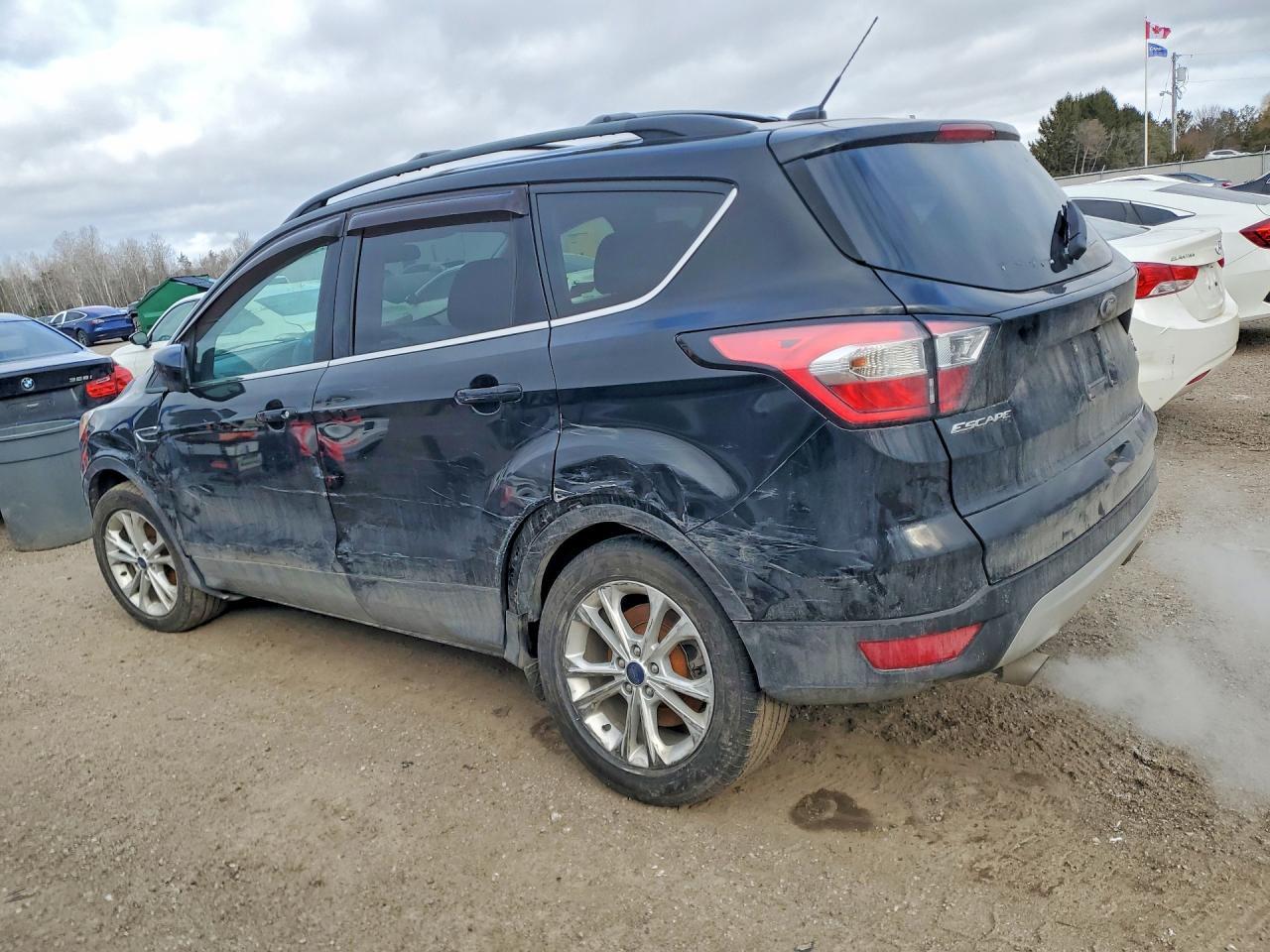 2017 Ford Escape Se - Фото 2