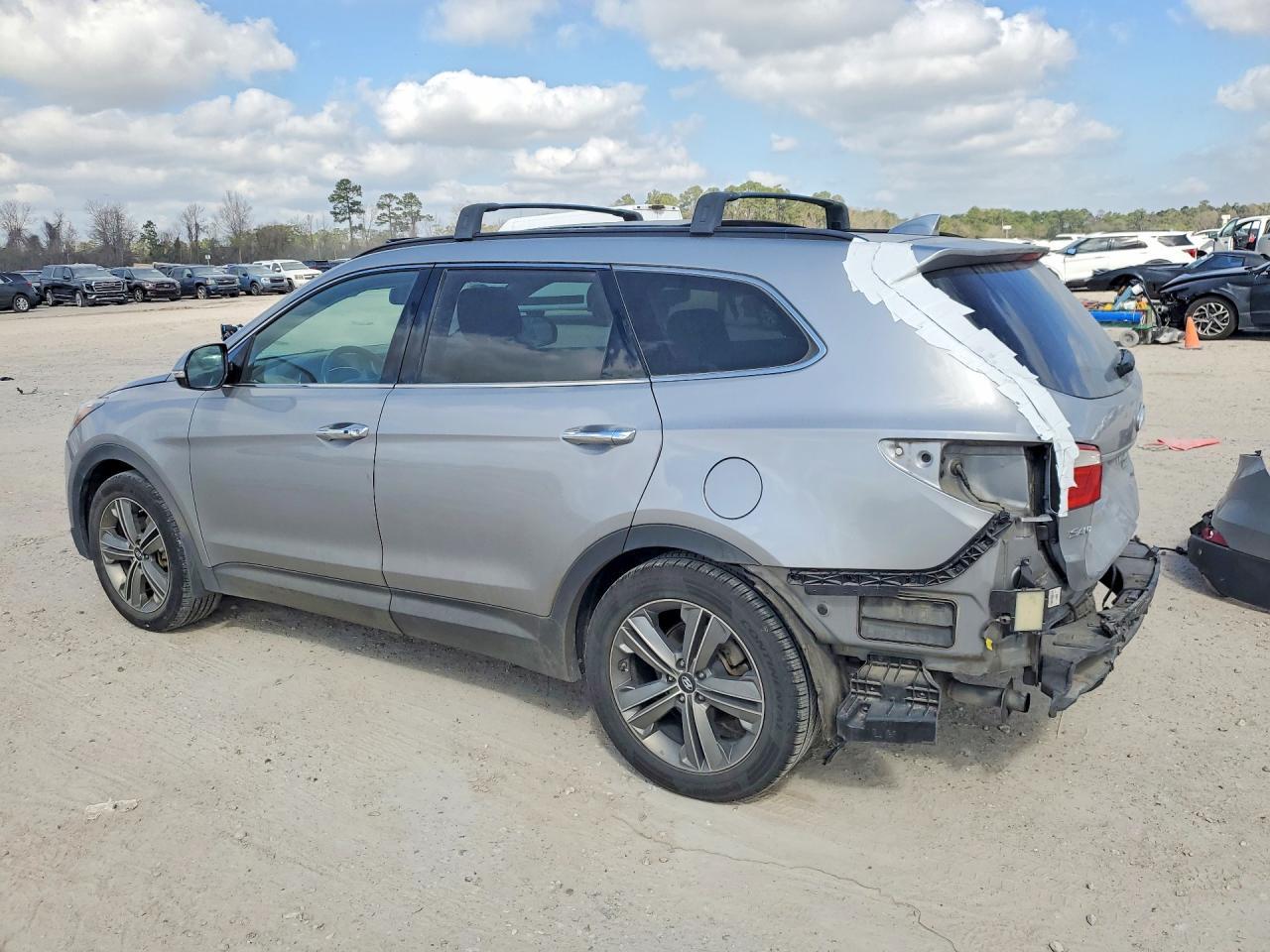 2015 Hyundai Santa Fe Limited - Фото 2