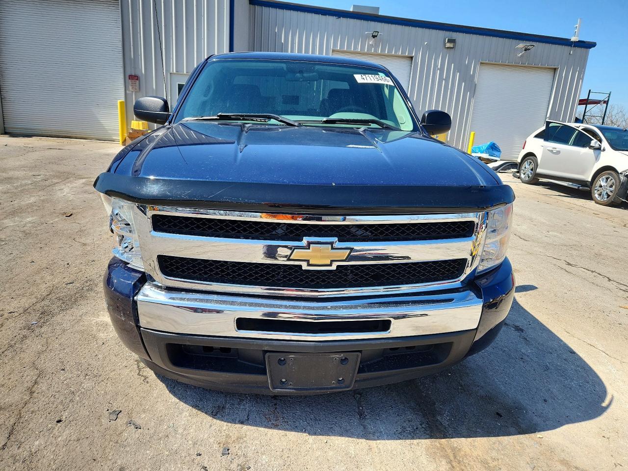 2011 Chevrolet Silverado C1500 - Image 5