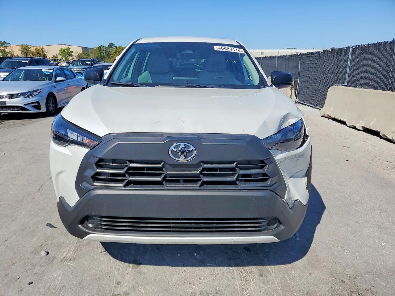 2026 Toyota Corolla Cross L - Image 5