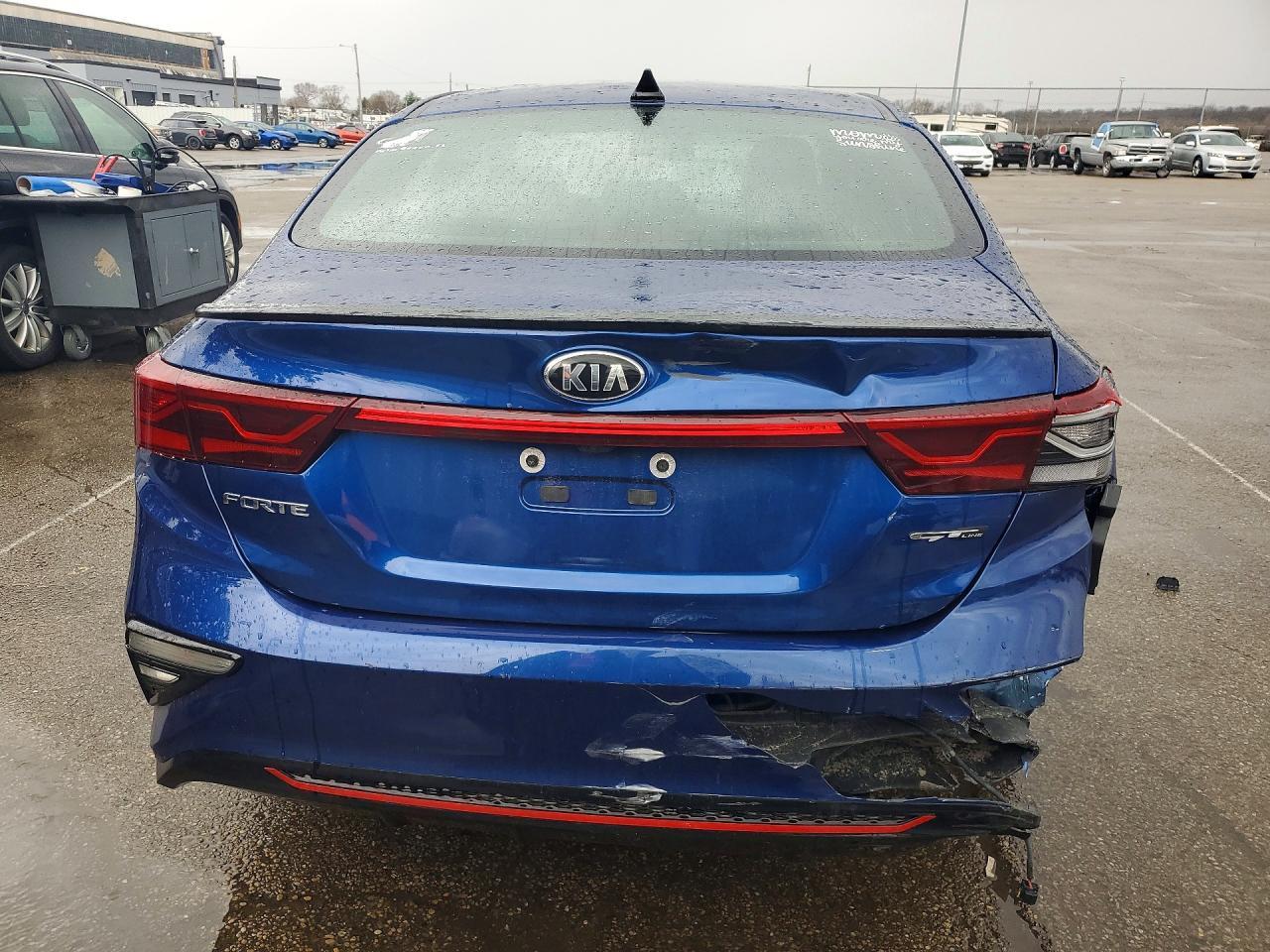 2021 Kia Forte Gt Line - Фото 6