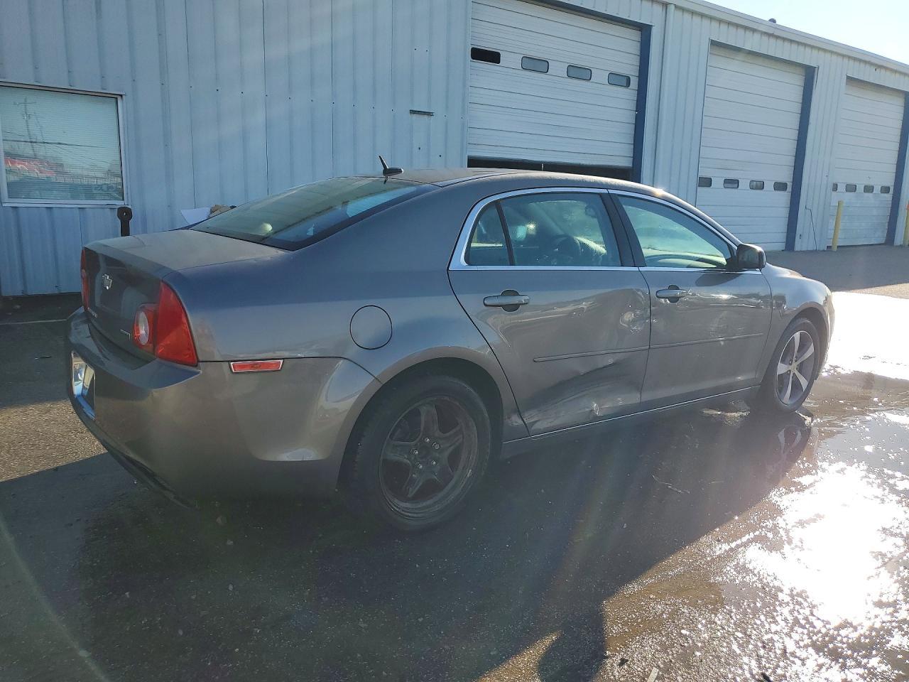 2011 Chevrolet Malibu 1Lt - Фото 3