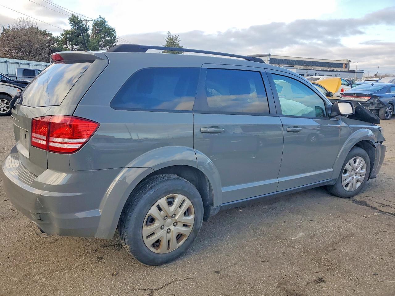 2019 Dodge Journey Se - Image 3