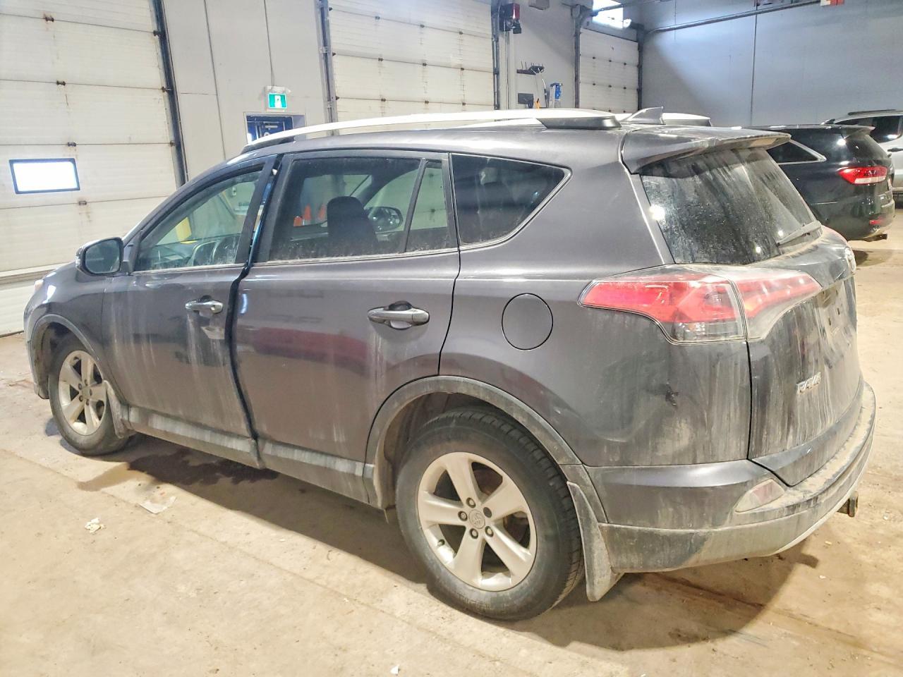 2016 Toyota Rav4 Xle - Фото 2
