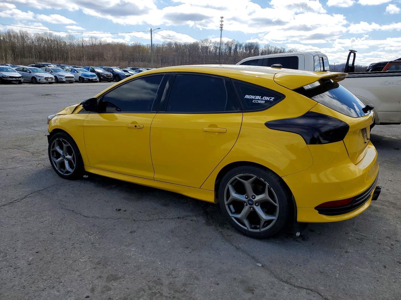 2017 Ford Focus St - Фото 2