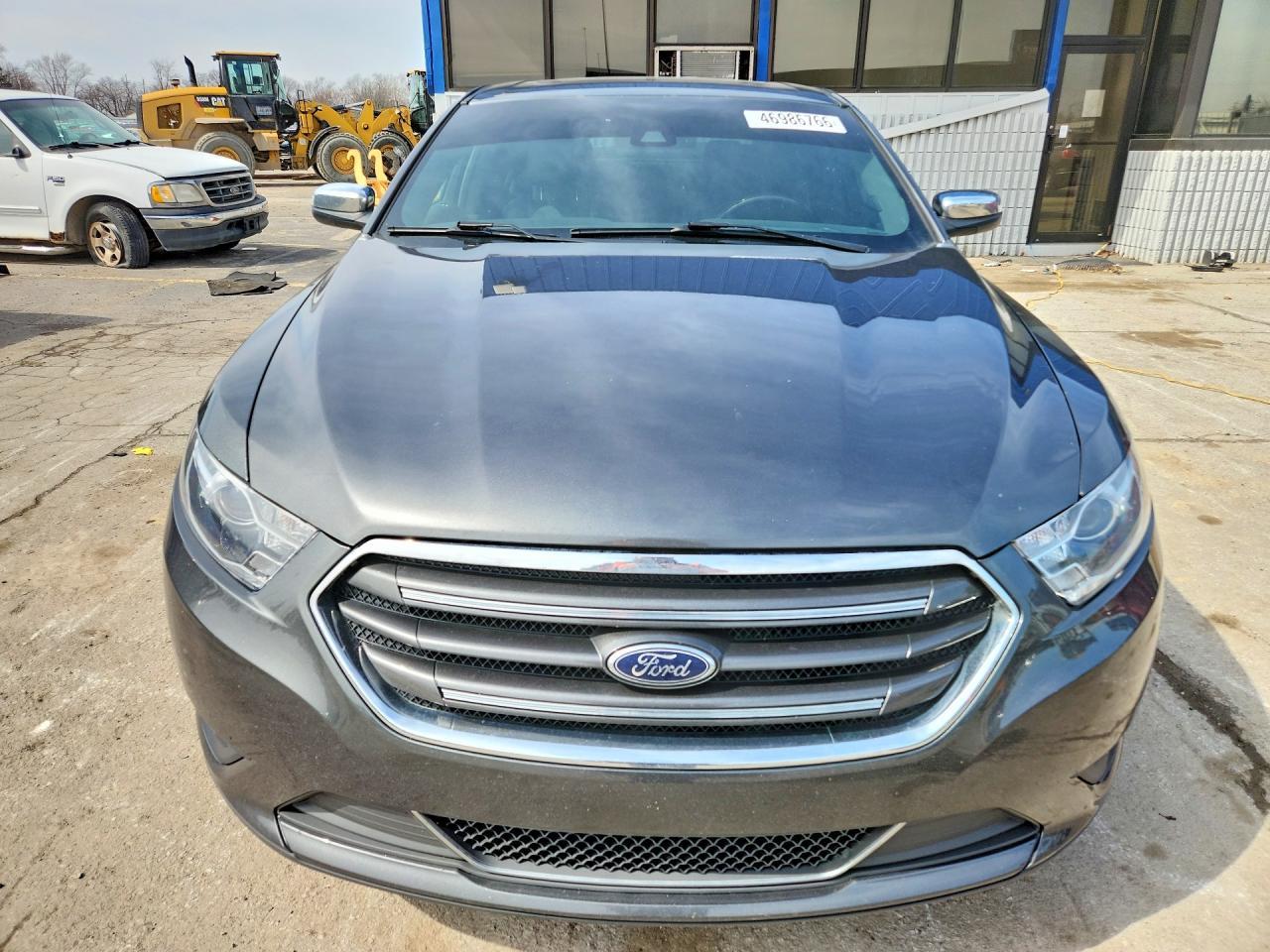 2016 Ford Taurus Limited - Image 5