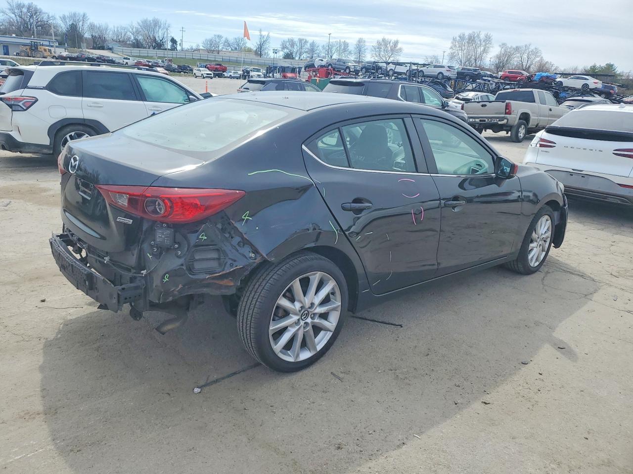 2017 Mazda 3 Touring - Фото 3