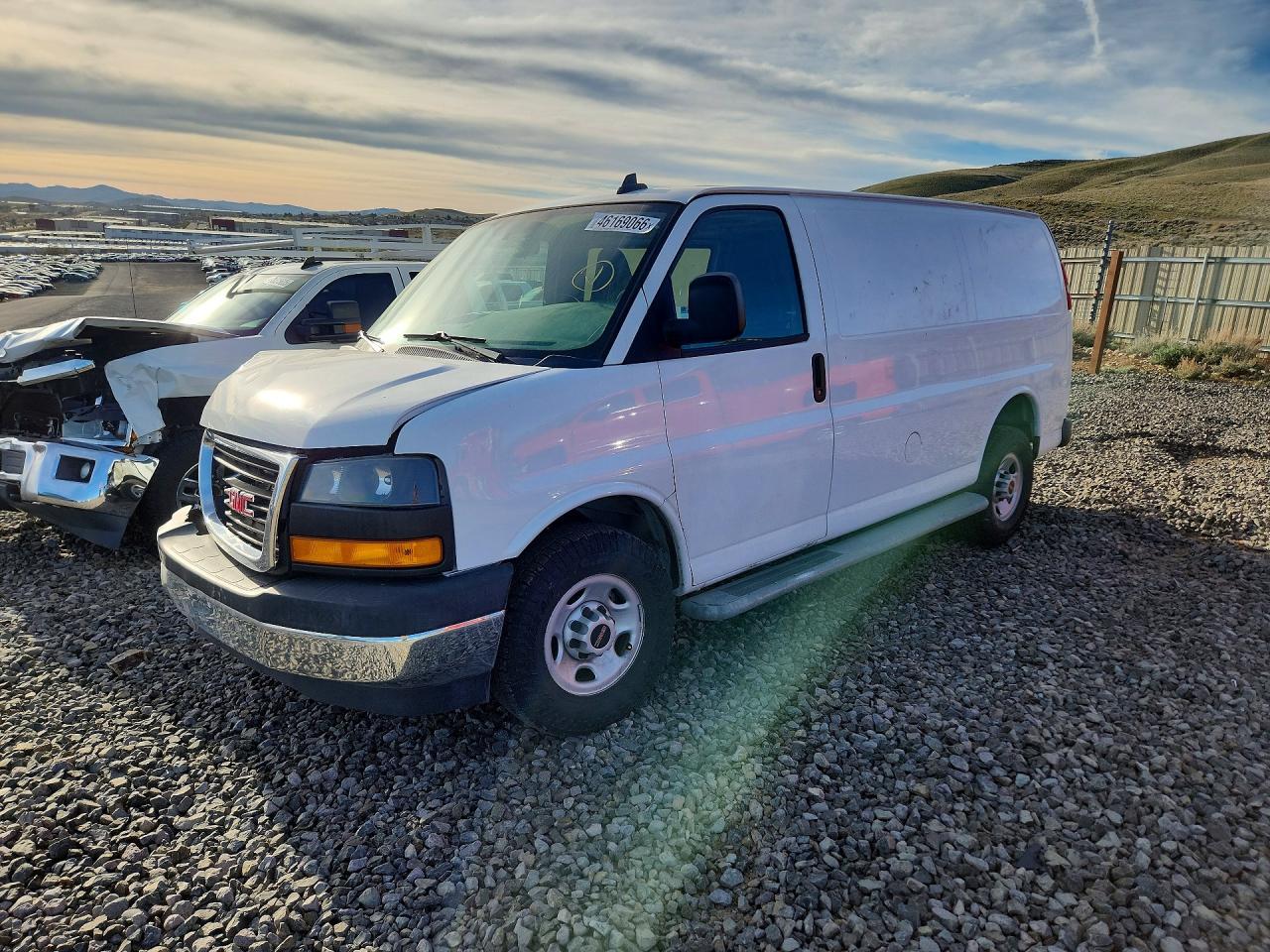 2018 GMC Savana 2500 Cargo Delivery Van