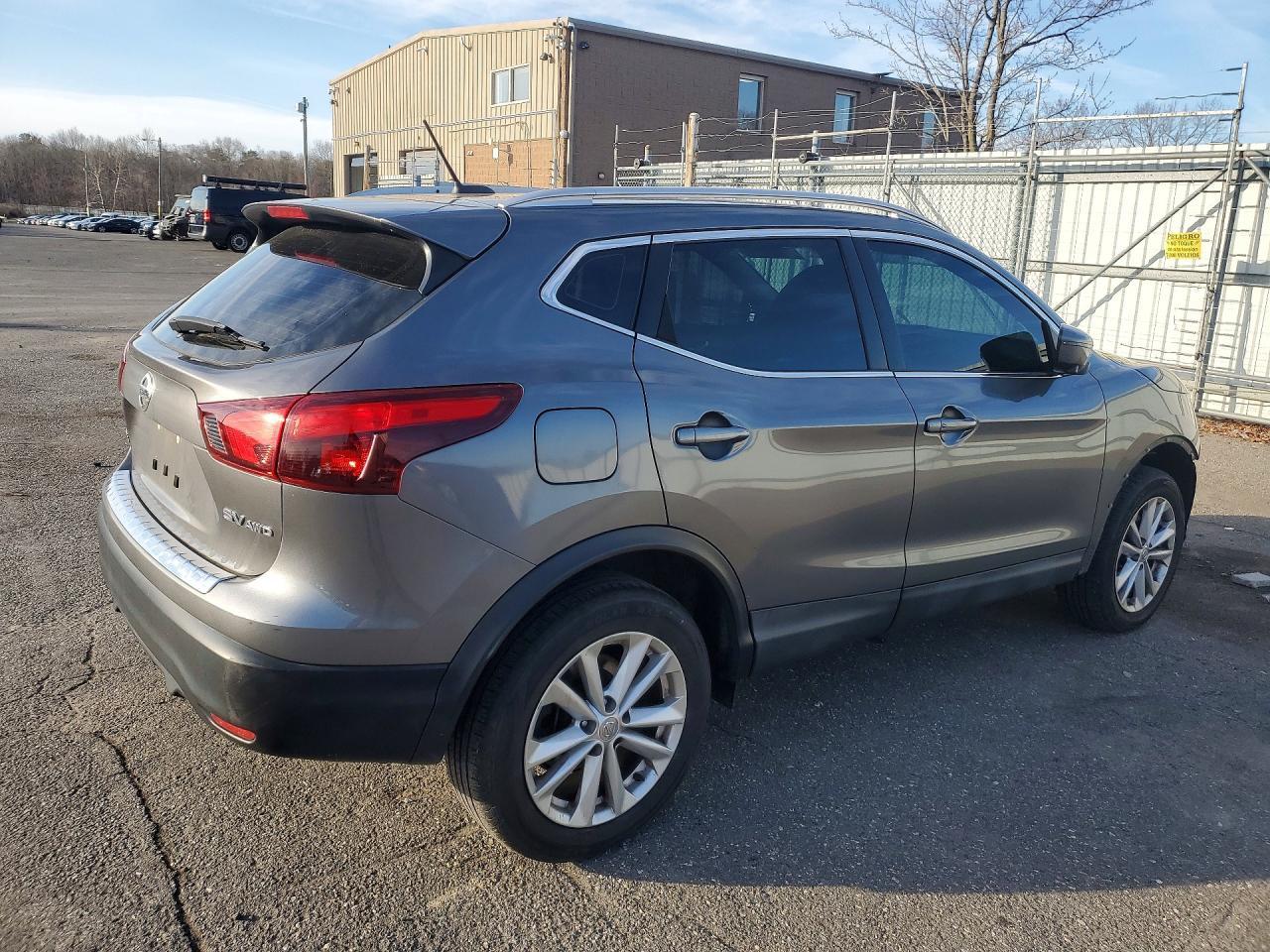 2017 Nissan Rogue Sport Sv - Фото 3
