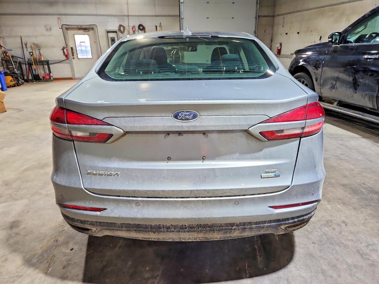 2020 Ford Fusion Se - Фото 6