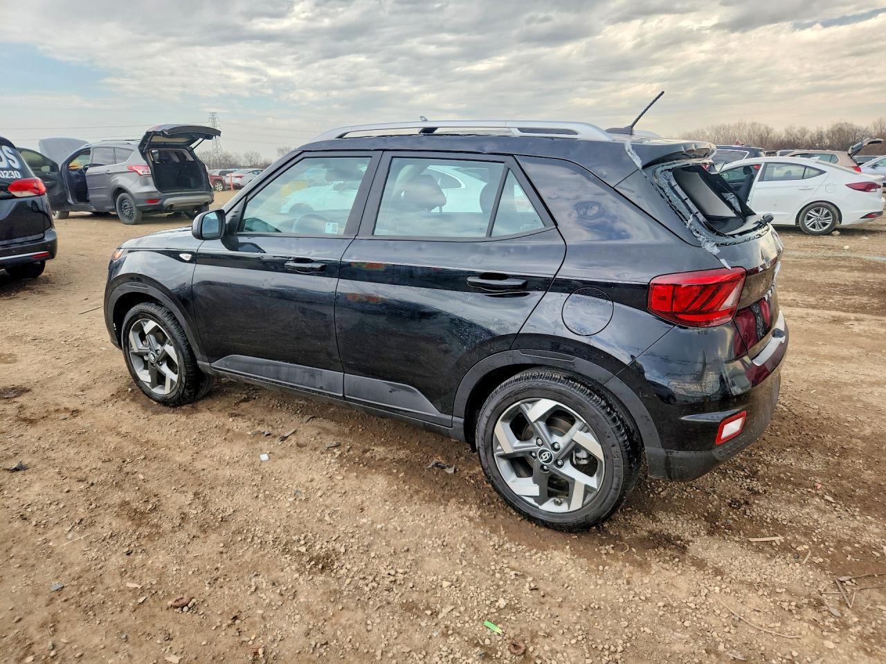 2024 Hyundai Venue Sel - Фото 2