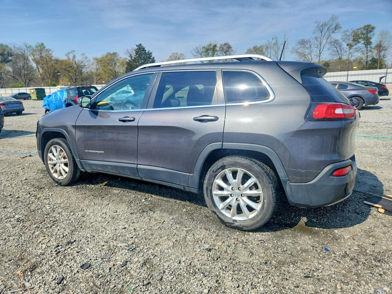 2016 Jeep Cherokee Limited - Image 2