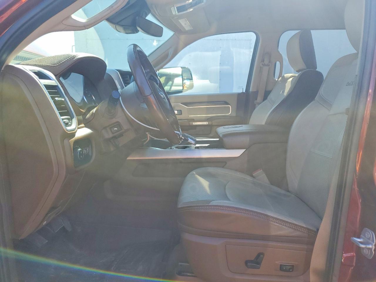 2019 Ram 3500 Laramie - Фото 7
