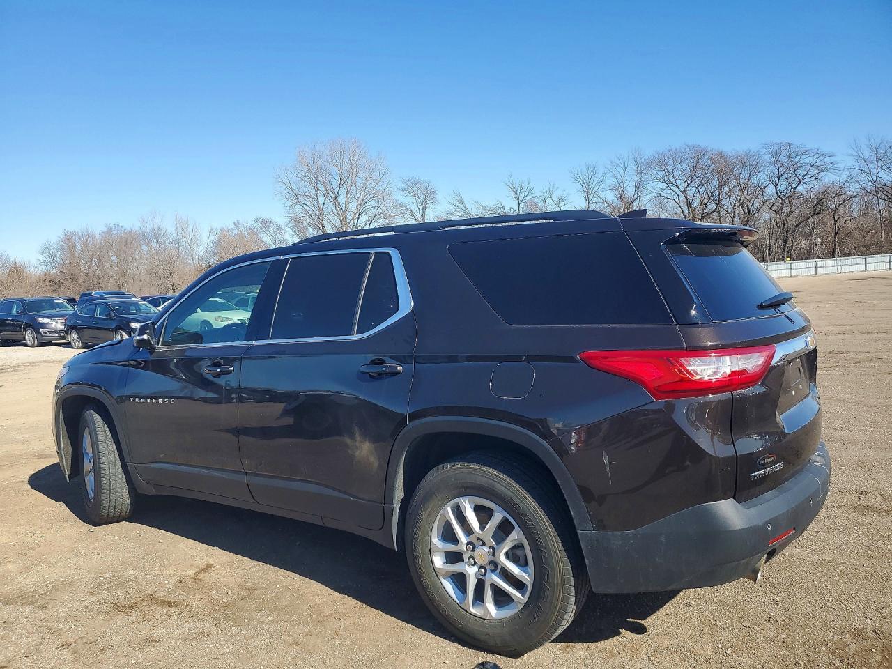 2019 Chevrolet Traverse Lt - Фото 2