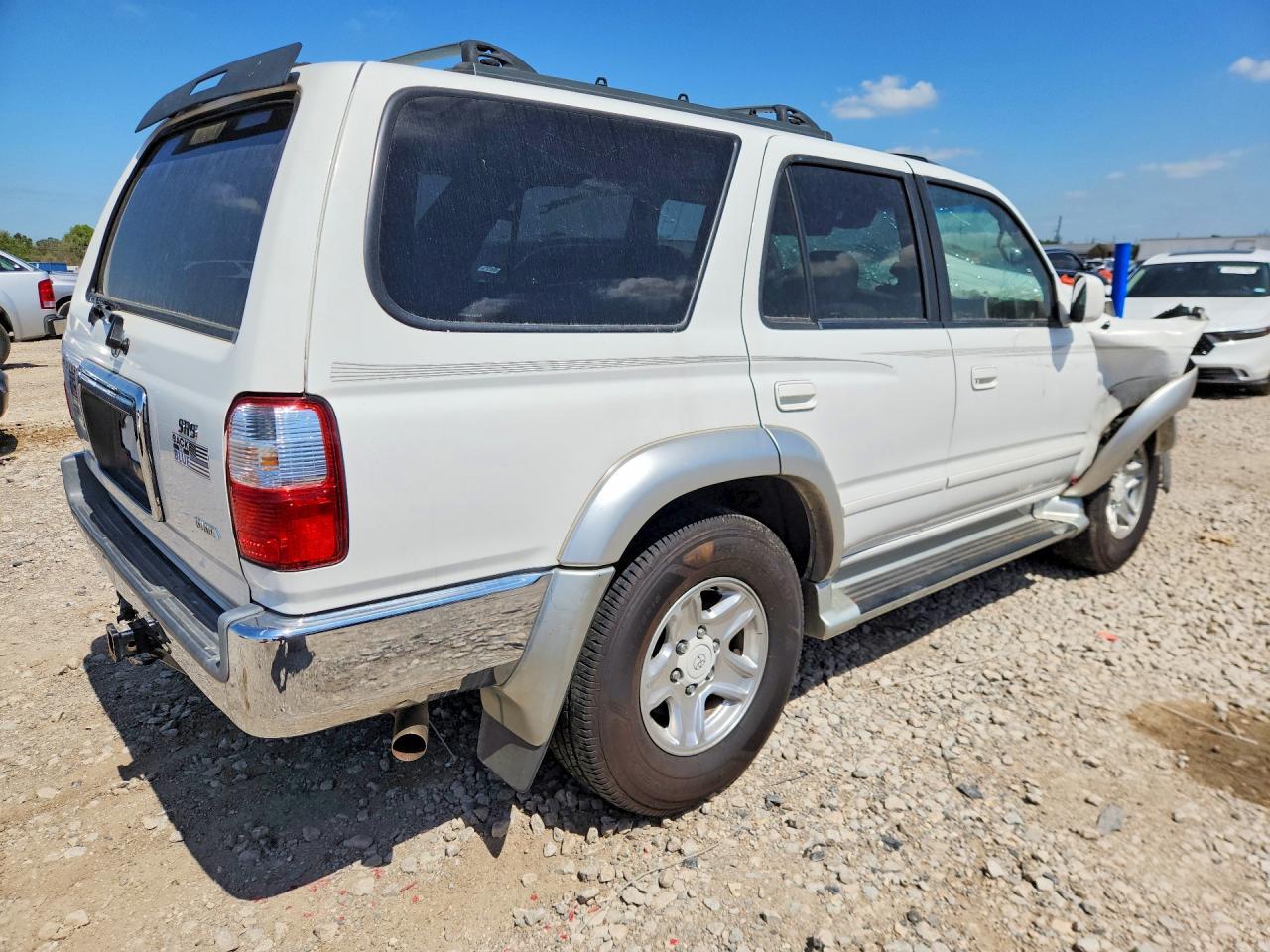 2002 Toyota 4Runner Sr5 - Image 3