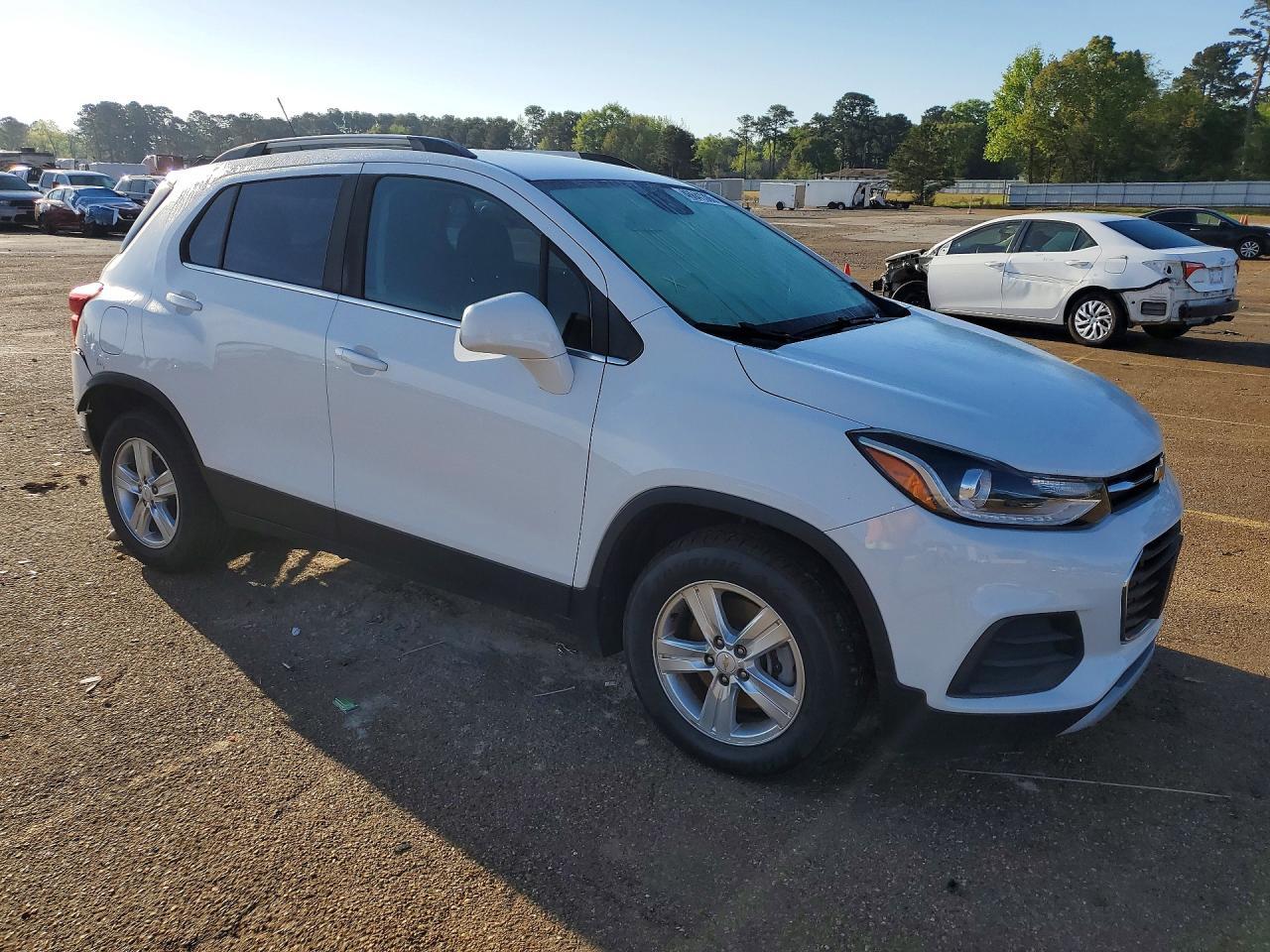 2020 Chevrolet Trax 1Lt - Image 4