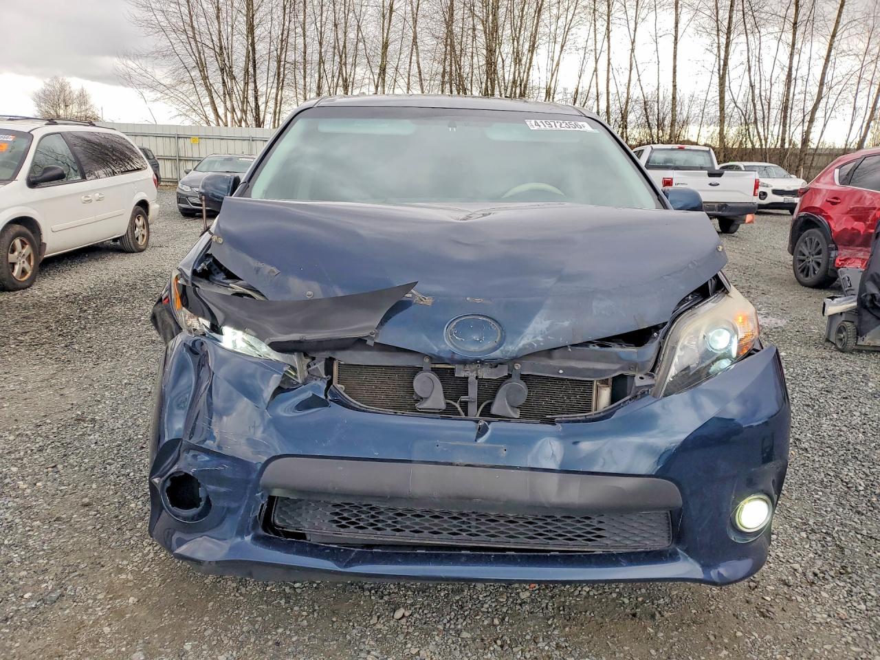 2011 Toyota Sienna Se 8-Passenger - Image 5