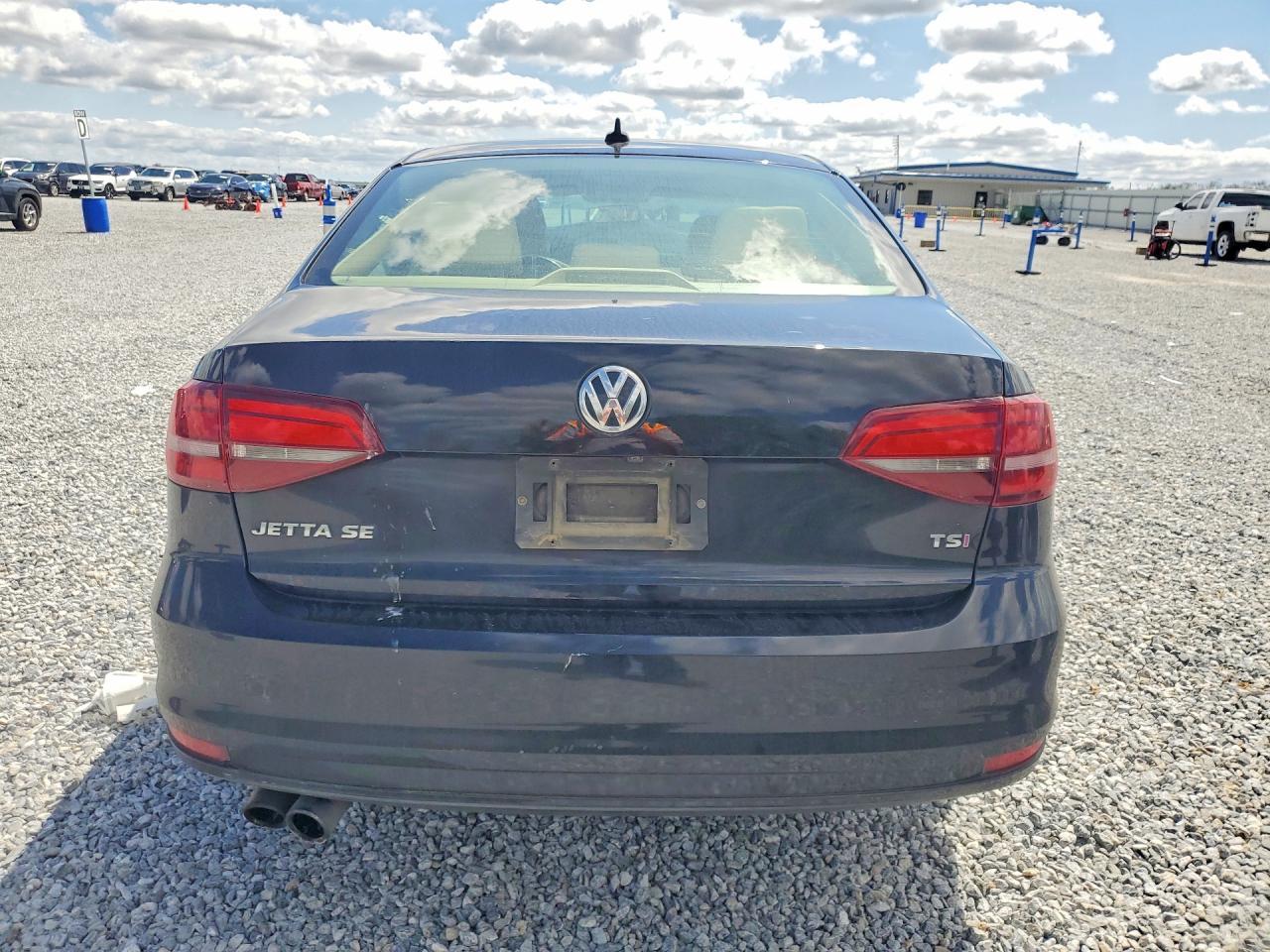 2017 Volkswagen Jetta Se - Фото 6