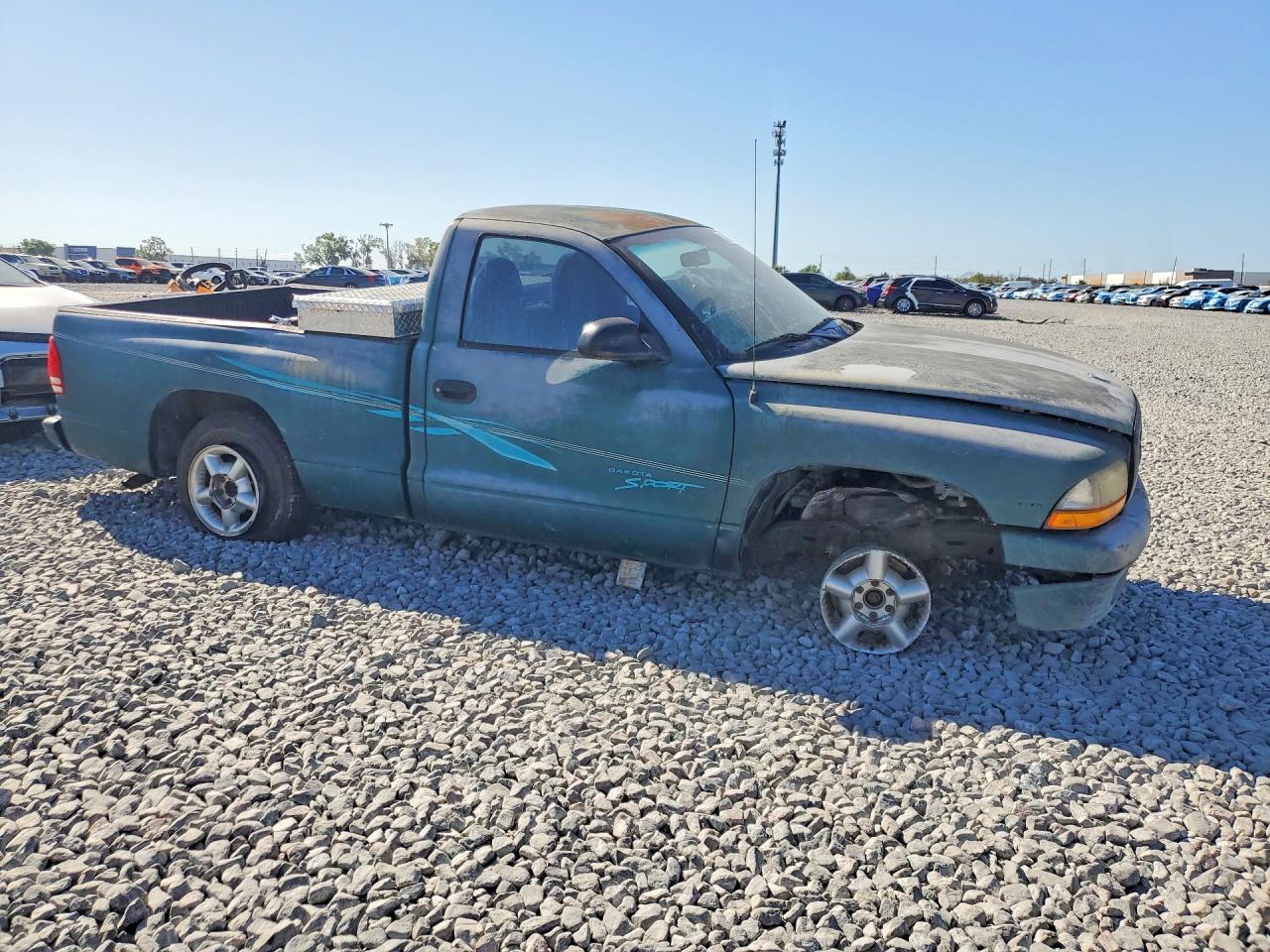 1997 Dodge Dakota - Image 4