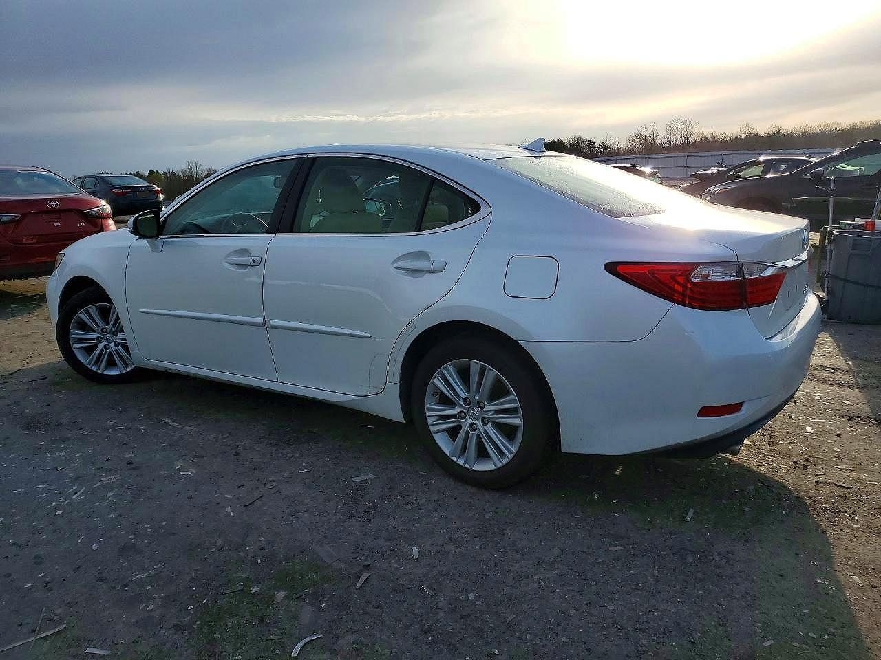 2014 Lexus Es 350 Base - Фото 2