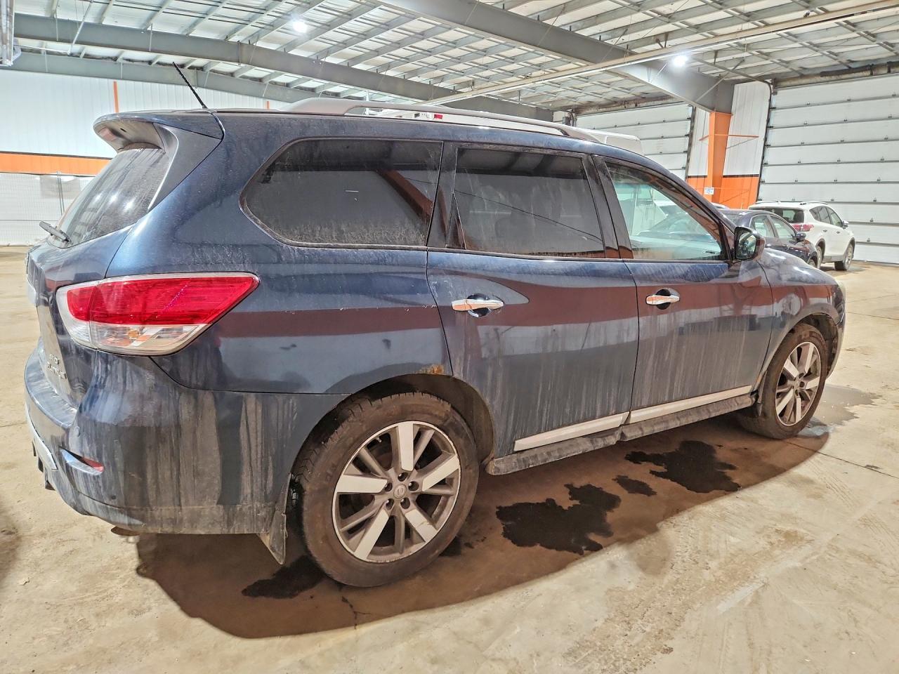 2014 Nissan Pathfinder S - Фото 3