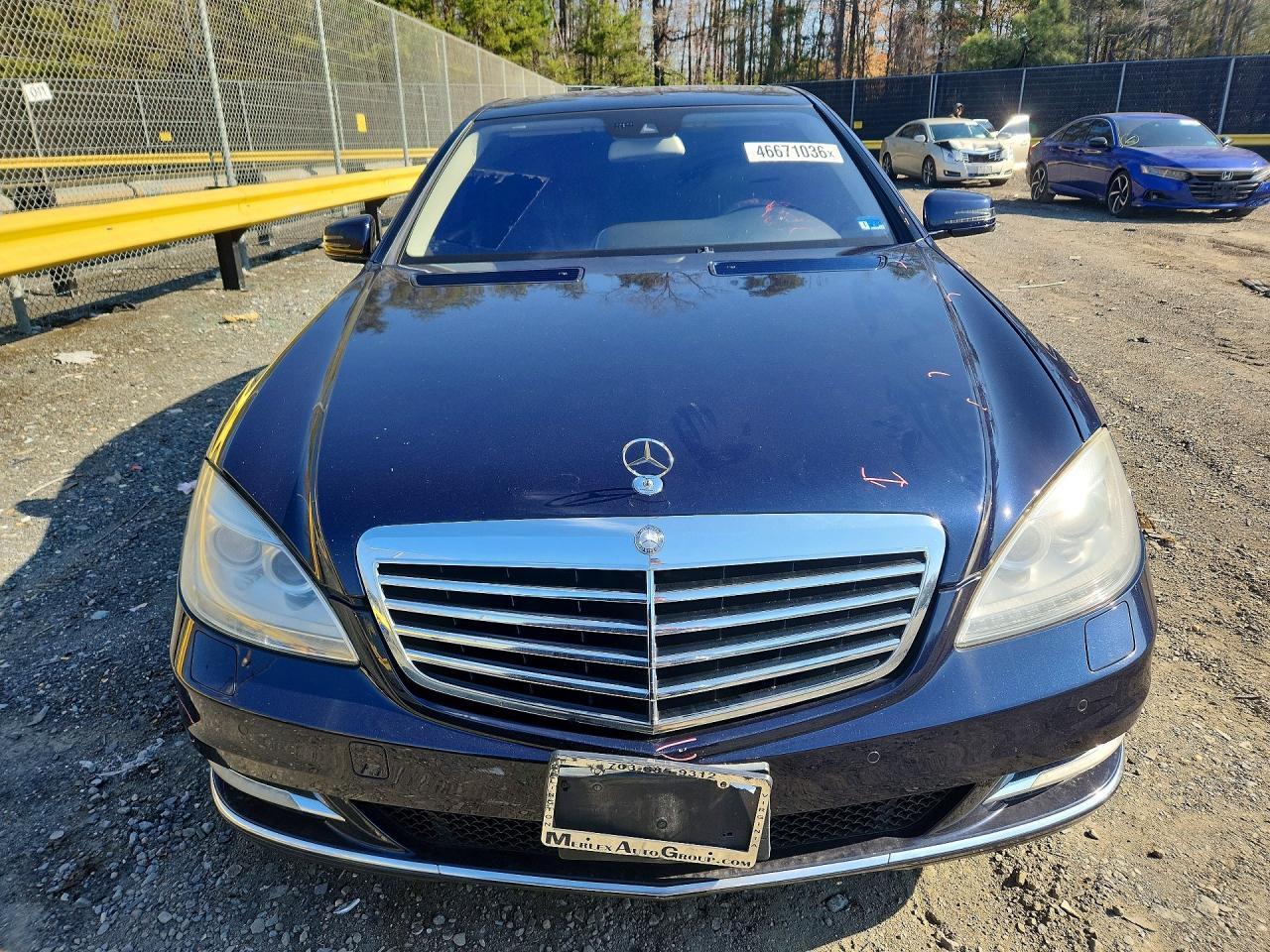 2013 Mercedes-Benz S 550 4Matic - Image 5