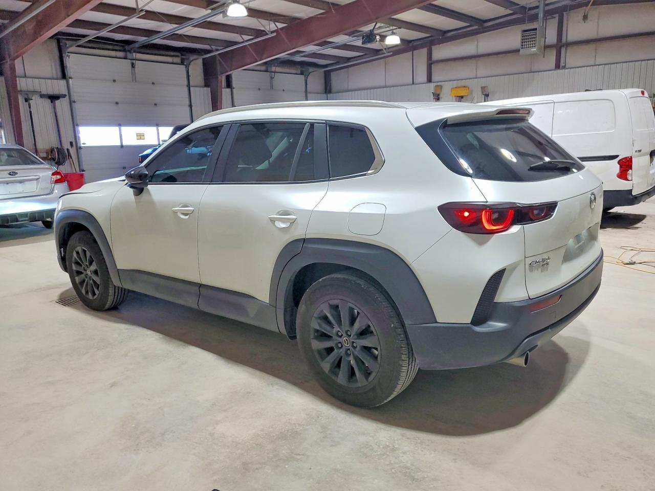 2025 Mazda Cx-50 Preferred - Фото 2