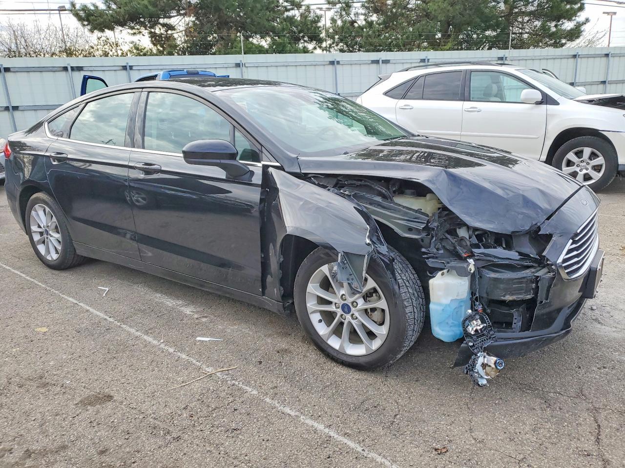 2020 Ford Fusion Se - Фото 4