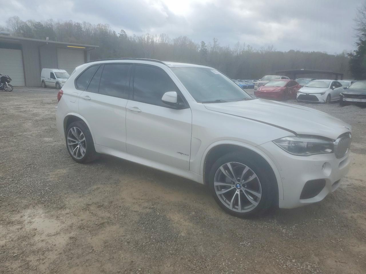 2015 BMW X5 xDrive50I - Фото 4