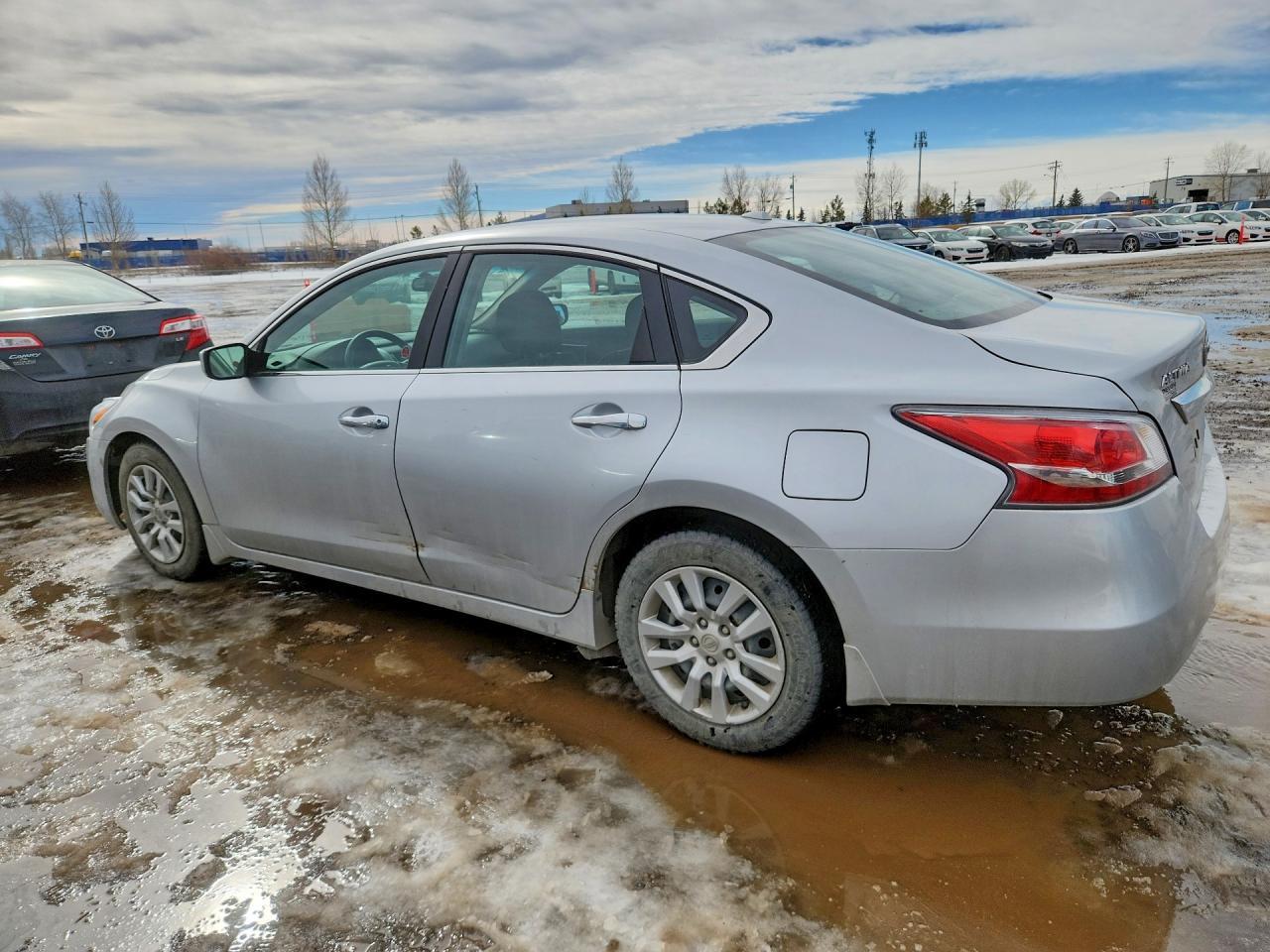 2015 Nissan Altima 2.5 - Image 2