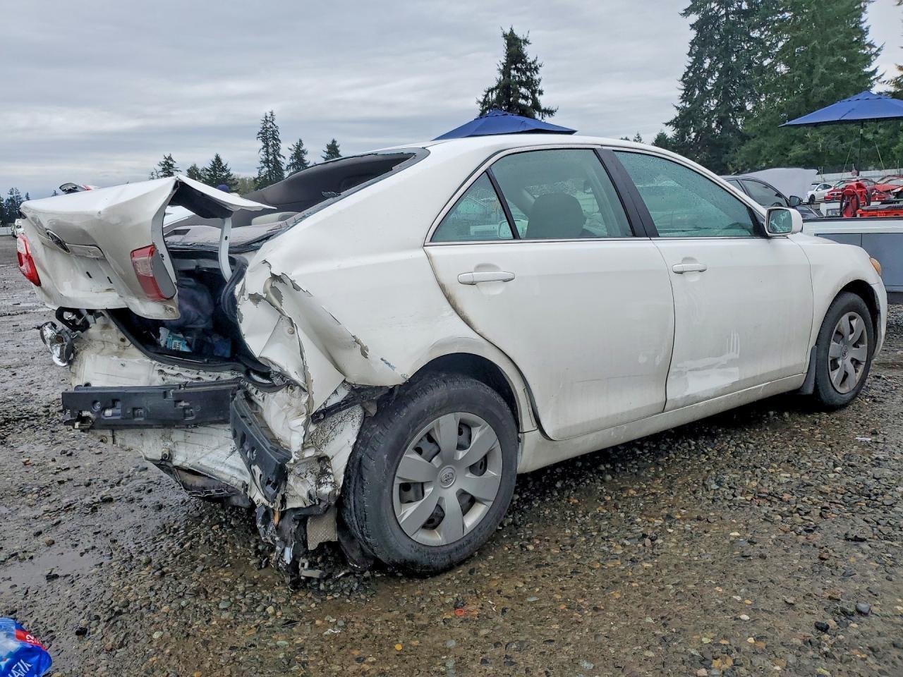 2008 Toyota Camry Le - Фото 3