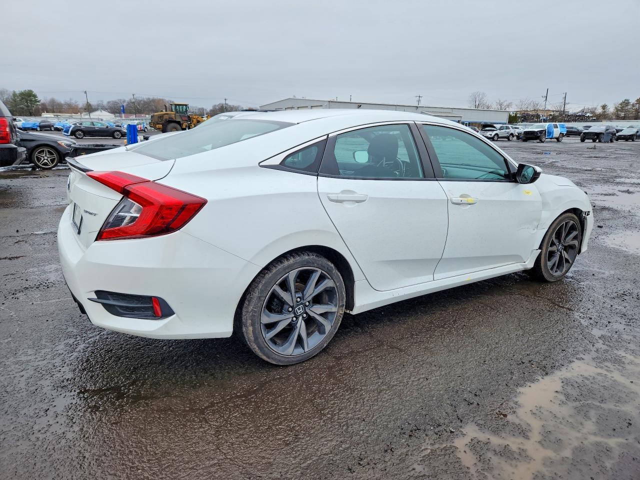 2020 Honda Civic - Фото 3