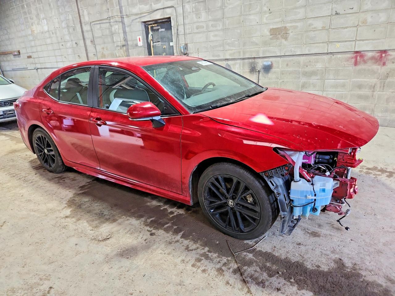 2025 Toyota Camry Se - Image 4