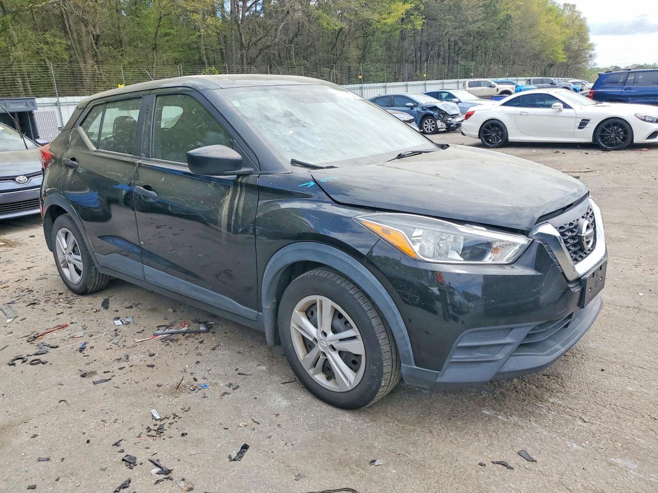 2020 Nissan Kicks S - Фото 4