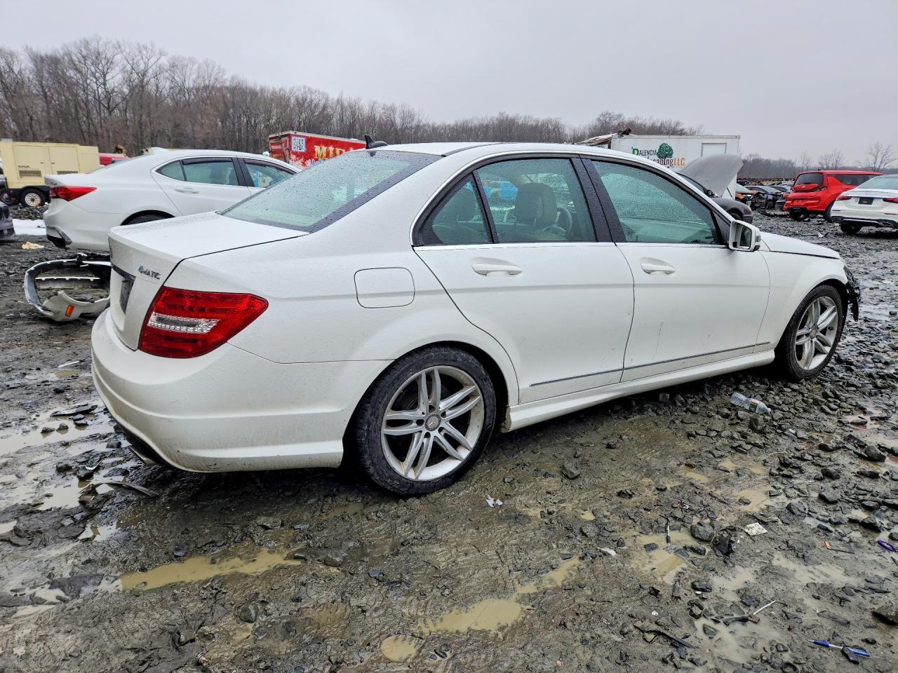 2014 Mercedes-Benz C 300 4Matic - Фото 3