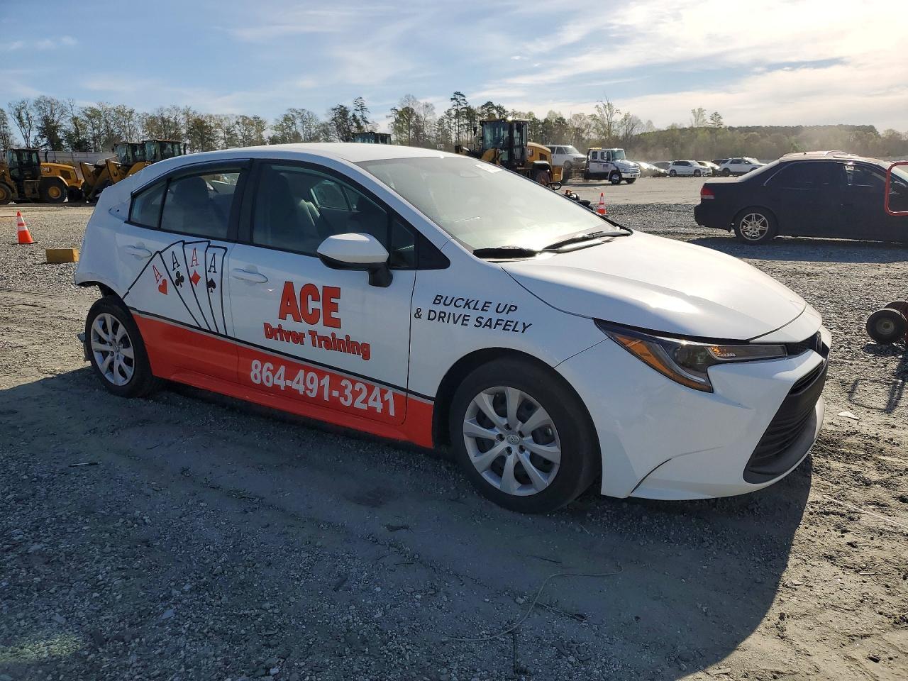 2023 Toyota Corolla - Фото 4