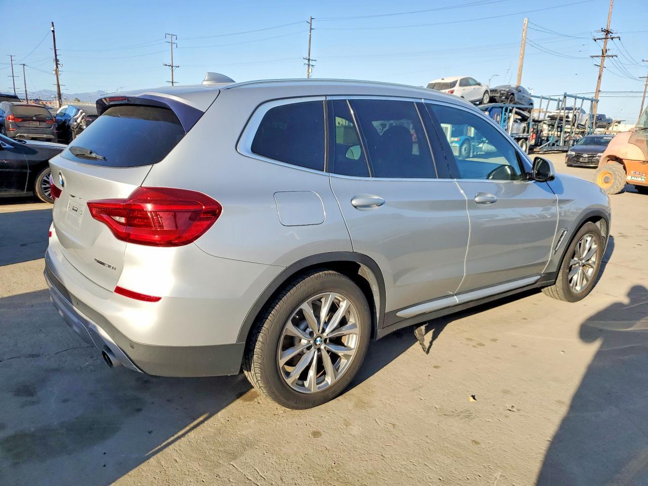 2019 BMW X3 Sdrive30I - Фото 3
