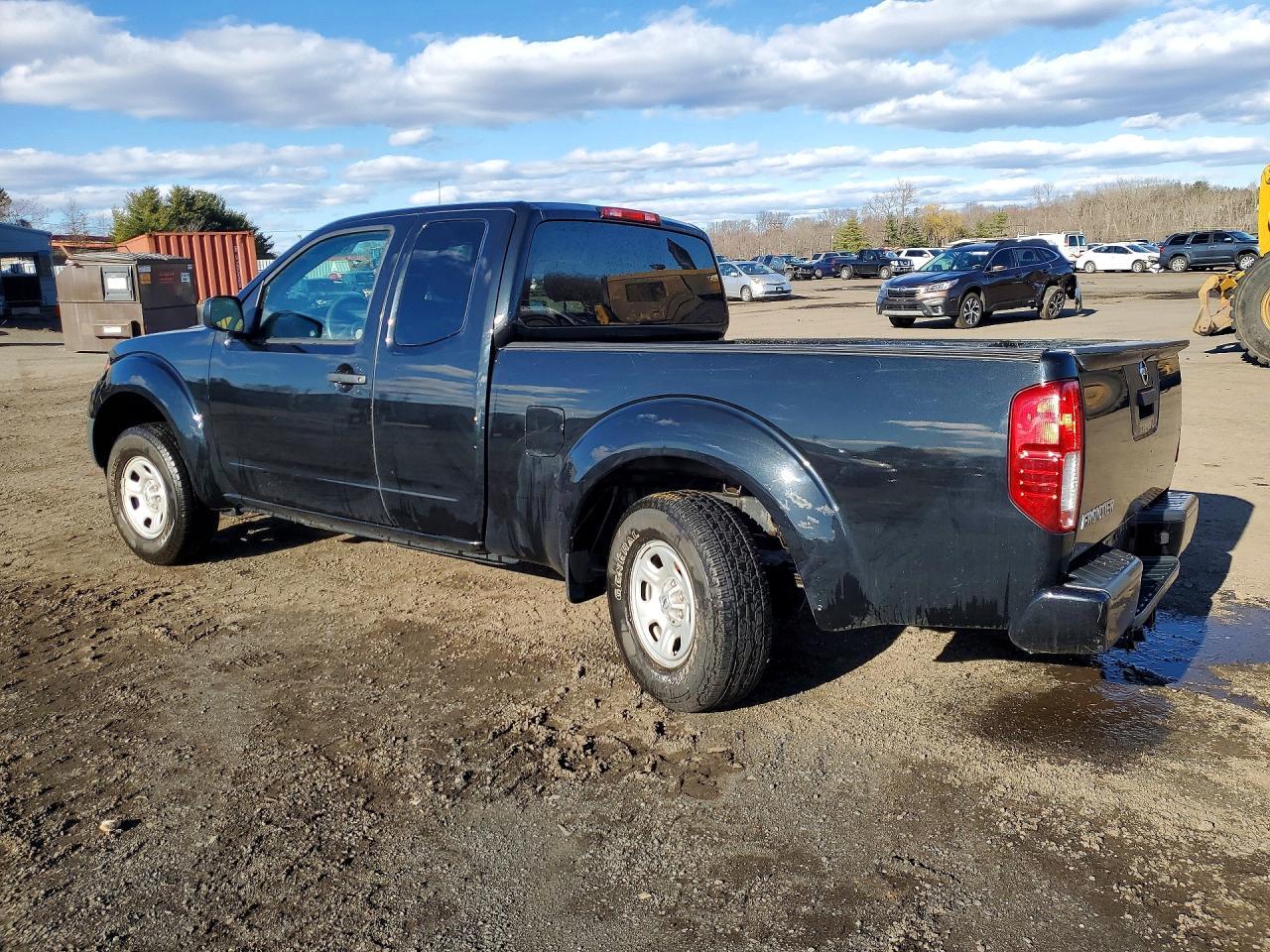 2017 Nissan Frontier S - Image 2
