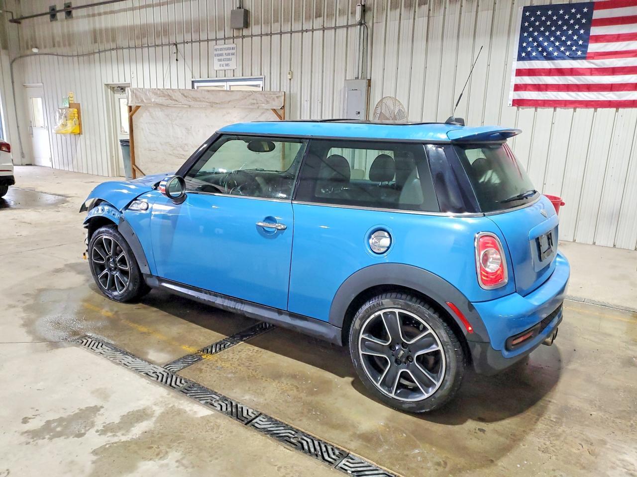 2013 Mini Cooper S - Image 2