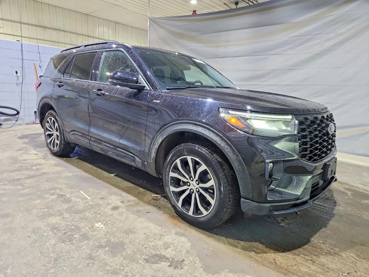 2025 Ford Explorer St-Line - Фото 4